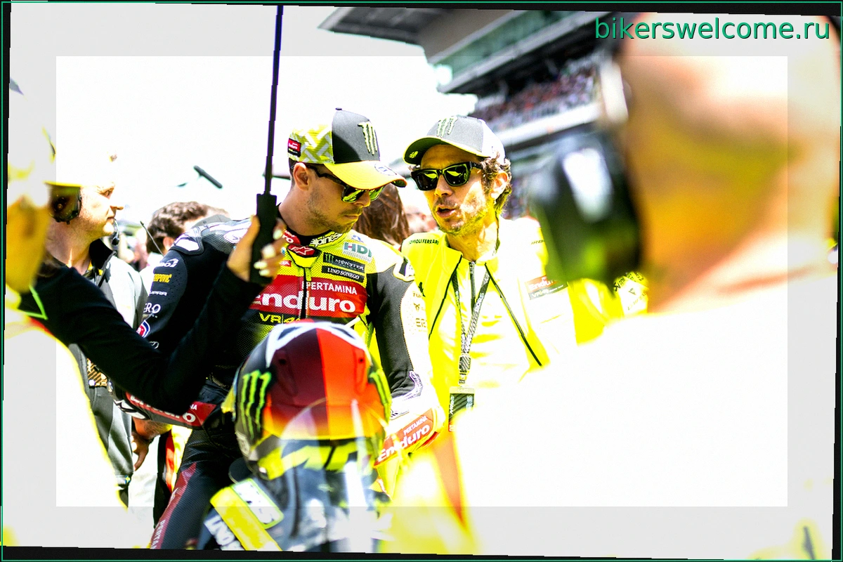 MotoGP: Росси подтверждает уход Ди Джаннантонио – "Ты уверен, что хочешь нас покинуть?"